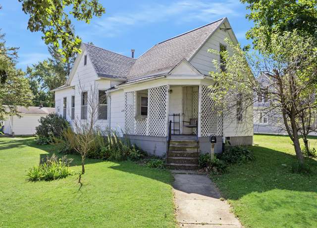 Property at 201 S Benson St, Lexington, IL 61753, 2 beds, 1 bath