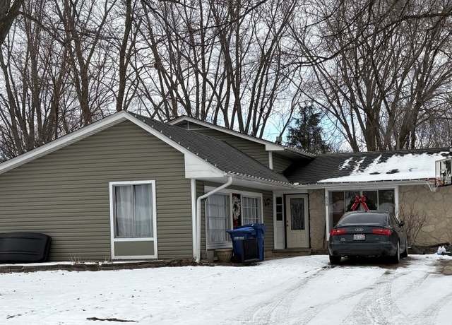 Property at 608 S 11th Ave, St. Charles, IL 60174, 3 beds, 2 baths