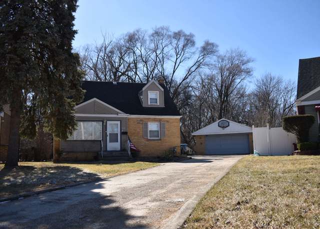 Property at 1626 Shirley Dr, Calumet City, IL 60409, 4 beds, 2 baths