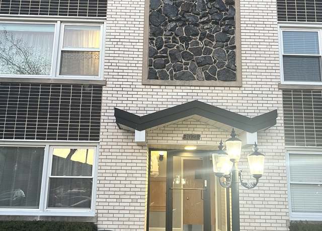 Property at 3021 Paris Ave #201, River Grove, IL 60171, 1 bed, 1 bath