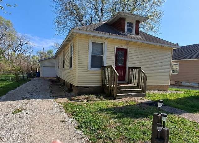 Property at 443 East St, Depue, IL 61322, 3 beds, 1 bath