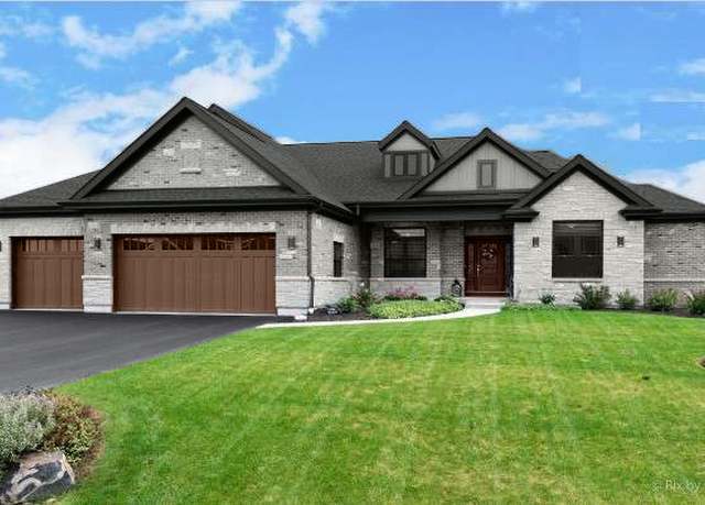 Property at 10201 Henning Dr, Huntley, IL 60142, 3 beds, 2.5 baths