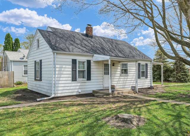 Property at 401 E Wabash Ave, Rantoul, IL 61866, 2 beds, 1 bath