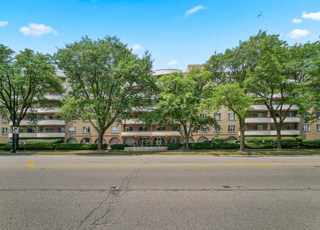 Property at 6400 N Cicero Ave #213, Lincolnwood, IL 60712, 2 beds, 2.5 baths