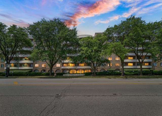 Property at 6400 N Cicero Ave #213, Lincolnwood, IL 60712, 2 beds, 2.5 baths