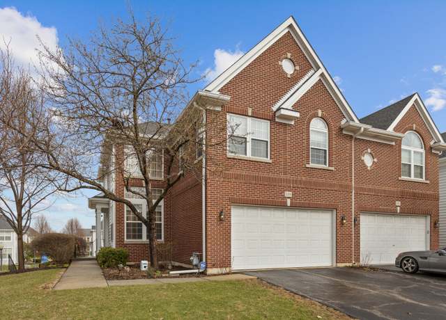Property at 119 Allerton Dr, Schaumburg, IL 60194, 3 beds, 3.5 baths