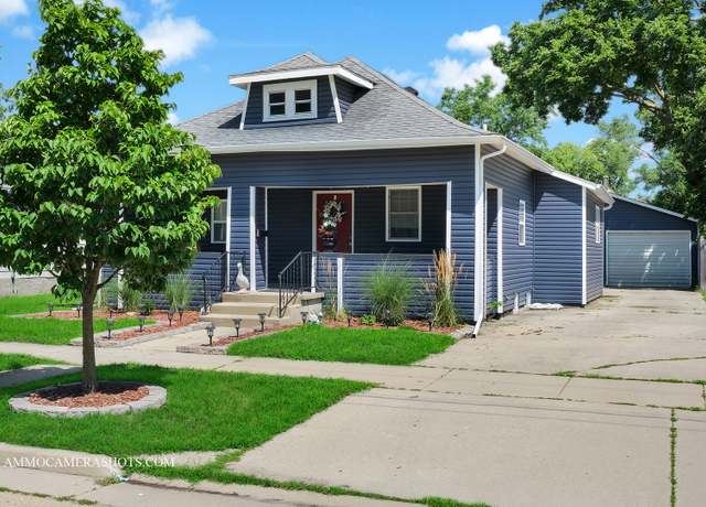 Property at 1416 W Main St, Ottawa, IL 61350, 2 beds, 1 bath