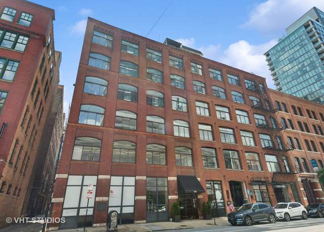 Property at 215 W Illinois St Unit 2B-2C, Chicago, IL 60654, 3 beds, 3 baths