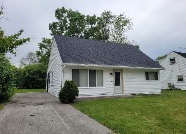 Property at 275 Arrowhead St, Park Forest, IL 60466, 4 beds, 1 bath