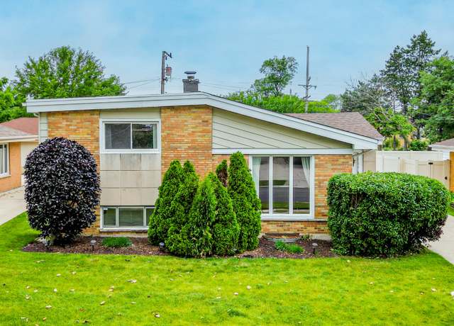 Property at 10910 Robinhood St, Westchester, IL 60154, 3 beds, 2 baths