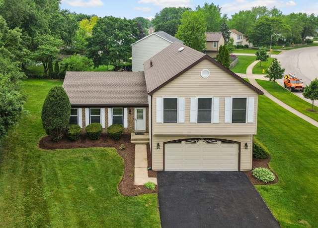 Property at 2254 Blacksmith Dr, Wheaton, IL 60189, 4 beds, 2.5 baths