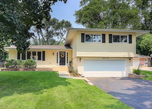 Property at 26W554 Jewell Rd, Winfield, IL 60190, 4 beds, 2.5 baths