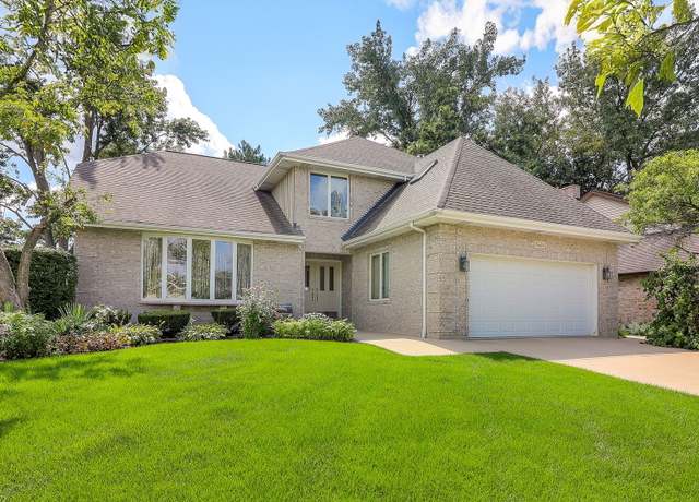 Property at 12 Meagan Ln, Lemont, IL 60439, 4 beds, 4 baths