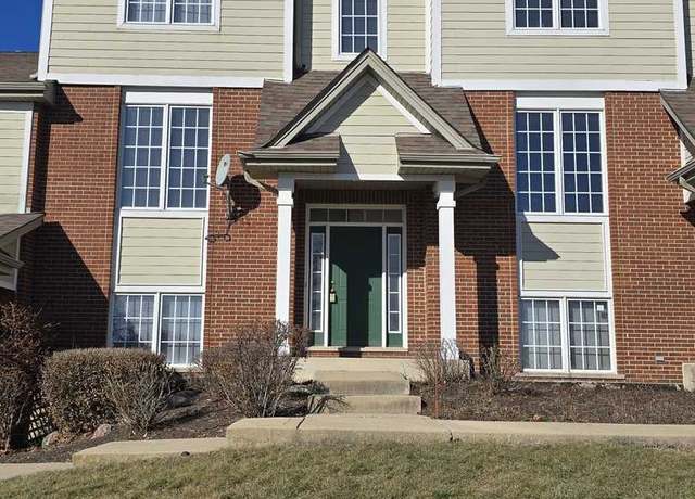 Property at 10651 Gabrielle Ln, Orland Park, IL 60462, 3 beds, 2.5 baths