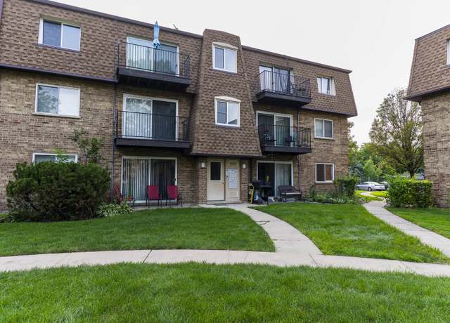 Property at 9416 Bay Colony Dr Unit 3S, Des Plaines, IL 60016, 2 beds, 1 bath