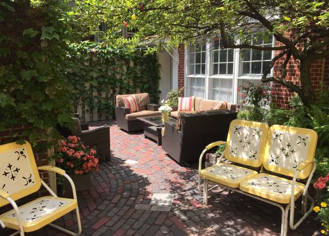 Property at 316 W Menomonee St Unit H, Chicago, IL 60614, 3 beds, 2 baths