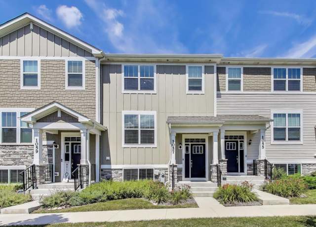 Property at 1057 Moraine Dr, South Elgin, IL 60177, 3 beds, 2.5 baths