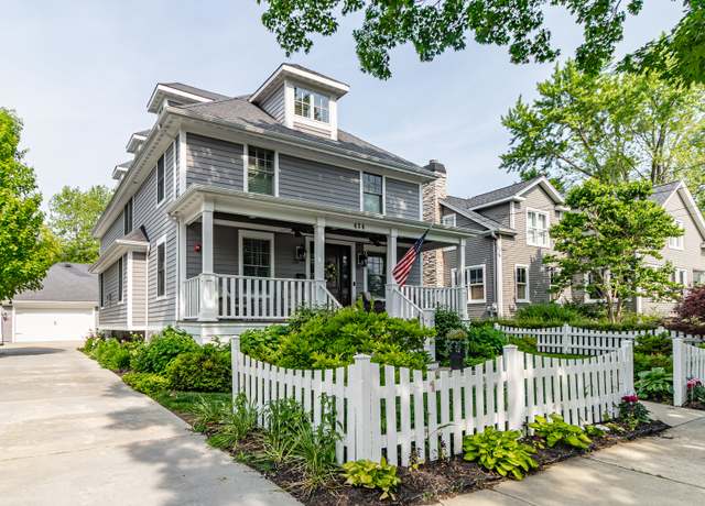 Property at 434 North Ave, Barrington, IL 60010, 4 beds, 5 baths