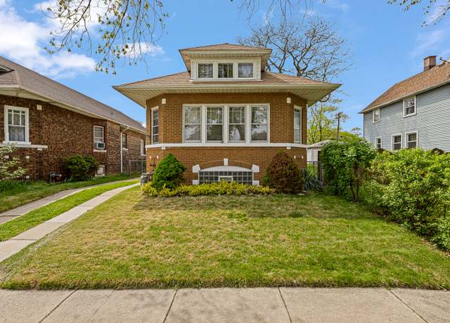 Property at 12638 Highland Ave, Blue Island, IL 60406, 3 beds, 2 baths
