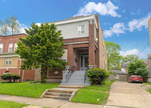 Property at 98 W 15th St, Chicago Heights, IL 60411, 7 beds, 2 baths