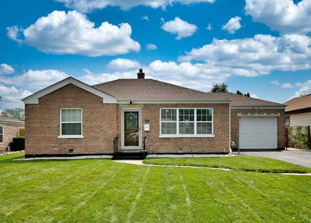 Property at 227 Parkview Dr, Northlake, IL 60164, 2 beds, 1 bath