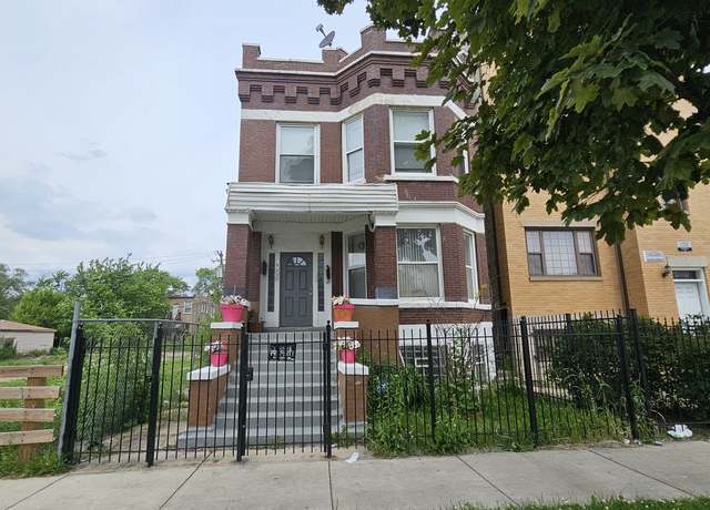 Property at 4008 W Wilcox St, Chicago, IL 60624, 7 beds, 2 baths