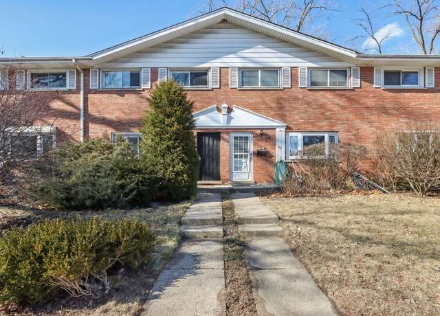 Property at 414 Skokie Ct, Wilmette, IL 60091, 3 beds, 1.5 baths