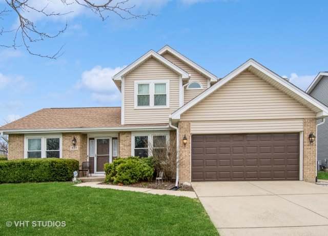 Property at 430 Cimarron Dr W, Aurora, IL 60504, 4 beds, 2.5 baths