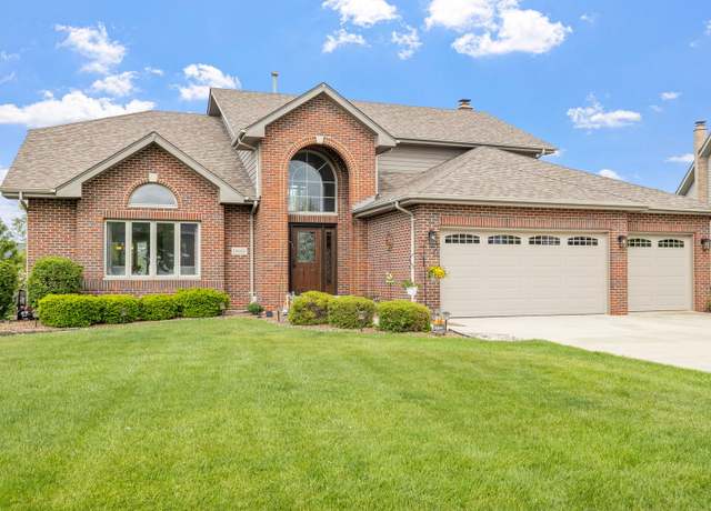 Property at 19601 Greenview Pl, Tinley Park, IL 60487, 4 beds, 3.5 baths