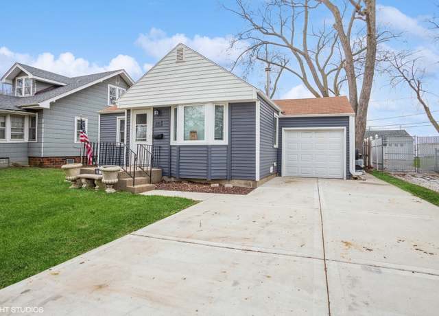 Property at 28 S Illinois Ave, Villa Park, IL 60181, 2 beds, 1 bath