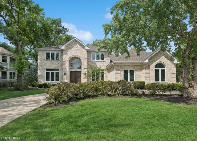 Property at 424 E Thomas St, Arlington Heights, IL 60004, 5 beds, 5 baths