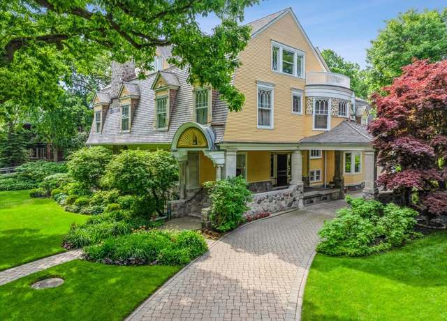 Property at 202 Greenwood St, Evanston, IL 60201, 7 beds, 6.5 baths