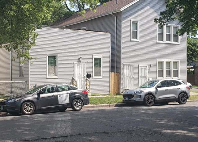 Property at 954 E 76th St, Chicago, IL 60619, 4 beds, 1.5 baths