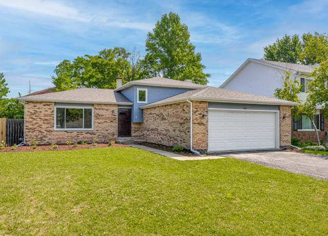 Property at 166 N Canyon Dr, Bolingbrook, IL 60490, 4 beds, 2 baths