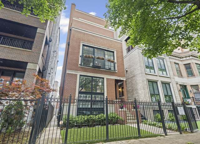 Property at 718 W Aldine Ave #3, Chicago, IL 60657, 3 beds, 2 baths