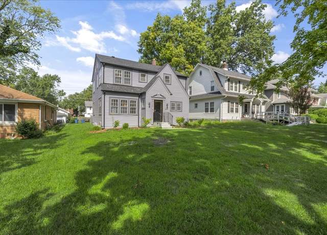 Property at 1055 S Myrtle Ave, Kankakee, IL 60901, 4 beds, 1.5 baths