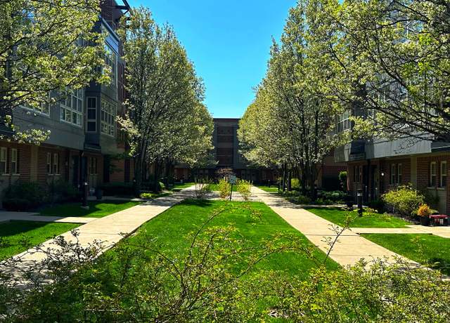 Property at 2321 S Wabash Ave #12, Chicago, IL 60616, 2 beds, 2 baths