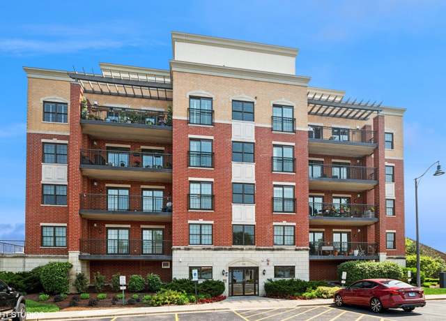 Property at 10735 W Clocktower Dr #402, Countryside, IL 60525, 2 beds, 2 baths