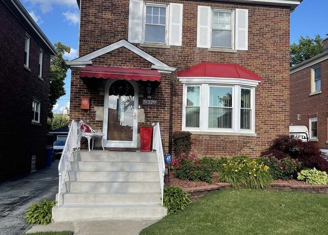 Property at 9329 S Claremont Ave, Chicago, IL 60643, 3 beds, 2.5 baths
