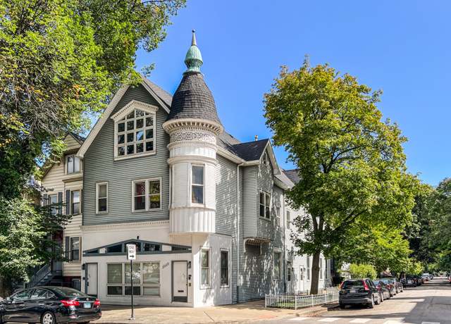 Property at 3035 N Southport Ave, Chicago, IL 60657, 7 beds, 5 baths
