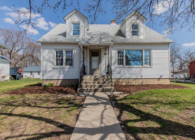 Property at 435 S Main St, Leland, IL 60531, 3 beds, 1.5 baths