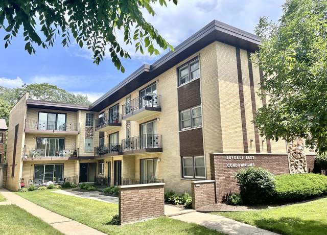 Property at 10425 S Hale Ave Unit 3A, Chicago, IL 60643, 2 beds, 1 bath
