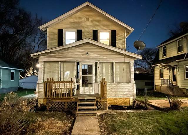 Property at 2024 Green St, Rockford, IL 61102, 3 beds, 2 baths