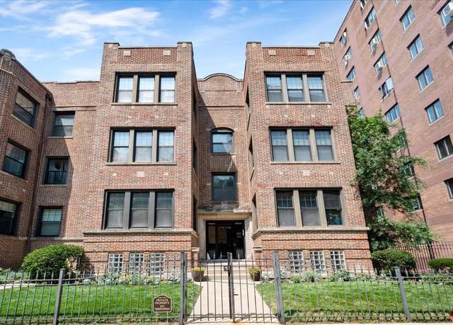 Property at 710 W Bittersweet Pl #3, Chicago, IL 60613, 3 beds, 2 baths