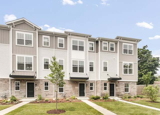 Property at 1487 Blaine St, Des Plaines, IL 60018, 3 beds, 2.5 baths
