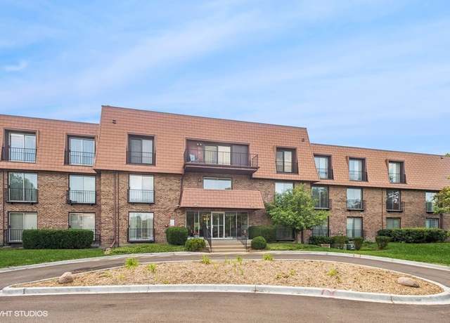 Property at 4050 Dundee Rd #209, Northbrook, IL 60062, 3 beds, 2 baths