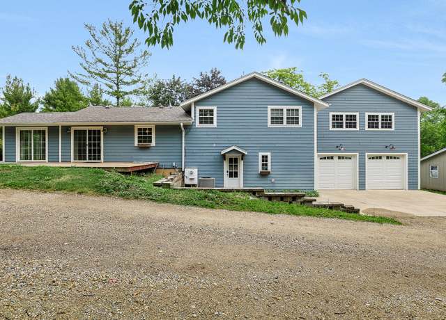 Property at 1918 Deerpass Rd, Marengo, IL 60152, 4 beds, 3 baths