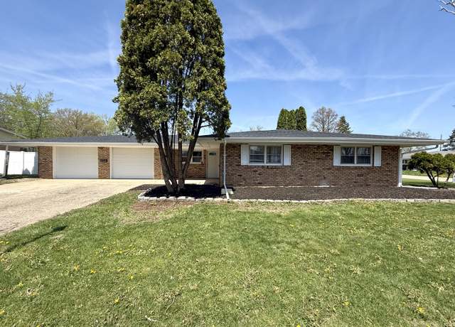 Property at 1357 Jeffrey Dr, Rantoul, IL 61866, 3 beds, 2 baths