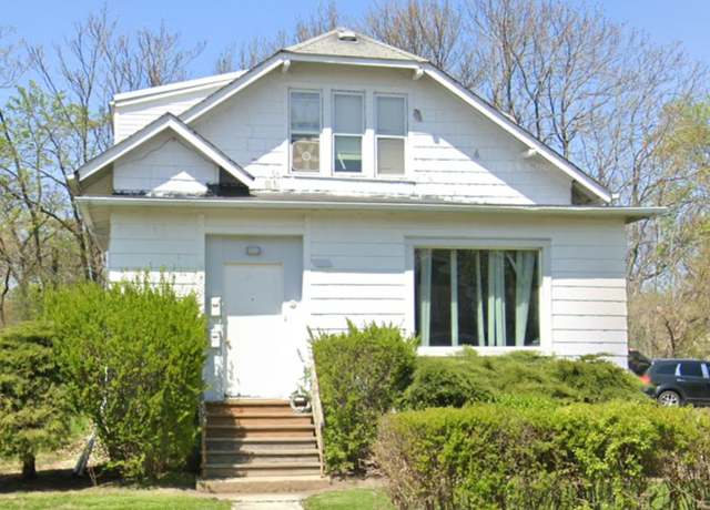 Property at 211 7th Pl, Chicago Heights, IL 60411, 4 beds, 2 baths