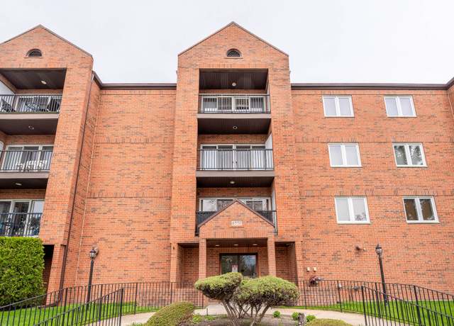 Property at 6550 W Gunnison St #303, Harwood Heights, IL 60706, 2 beds, 2 baths